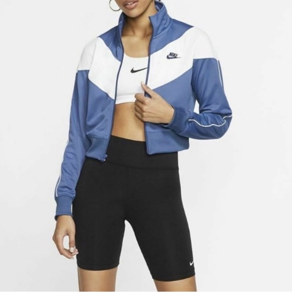 Nike women’s sportswear heritage track jacket